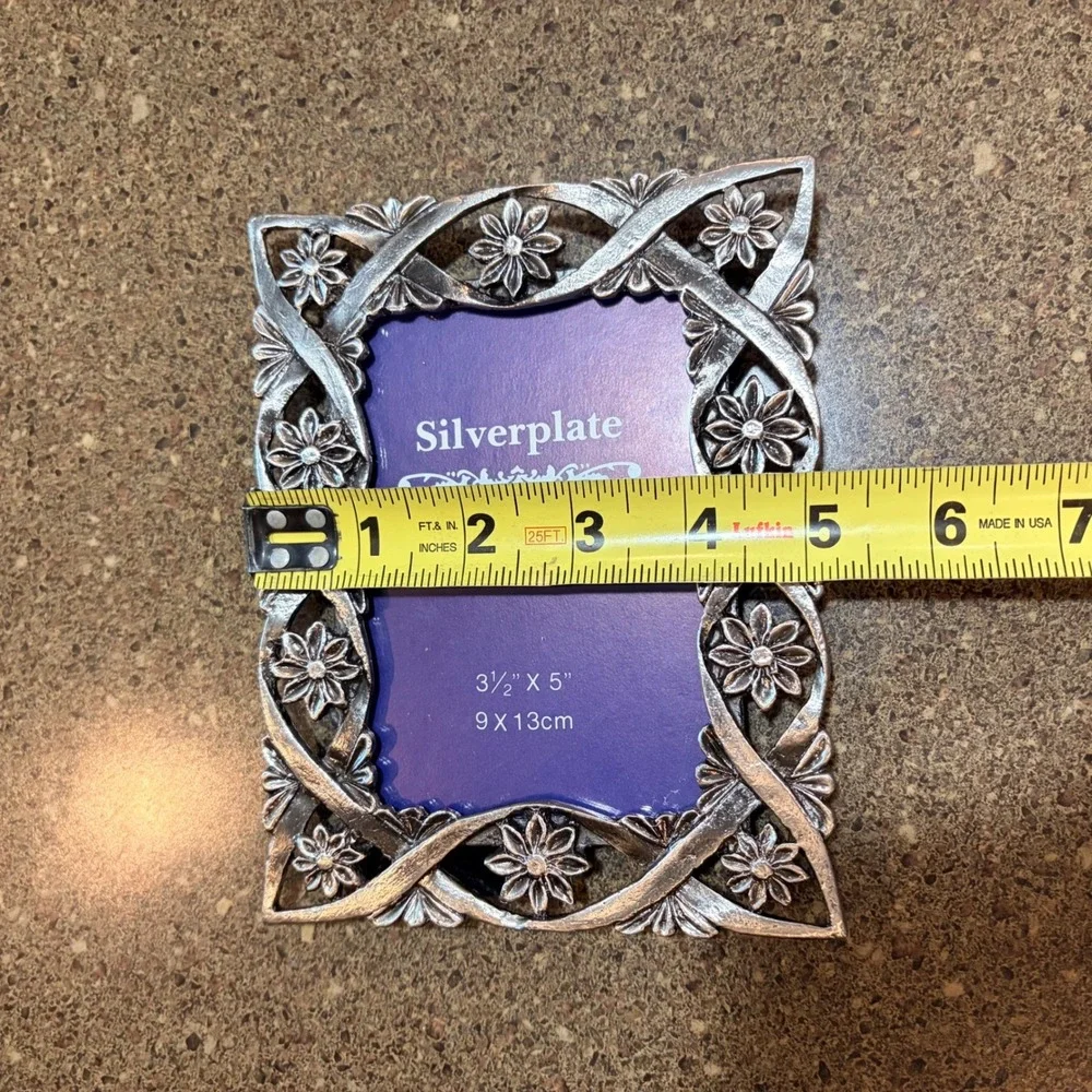 GL & Markella Silverplate Floral Lattice Photo Frame 3.5x5 Ornate Daisy Design